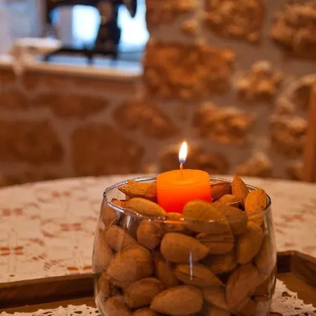 Holiday home Authentic Stone House Jeanette Gljev