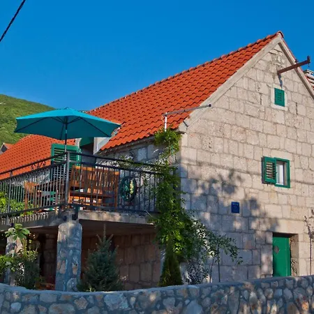 Holiday home Authentic Stone House Jeanette *