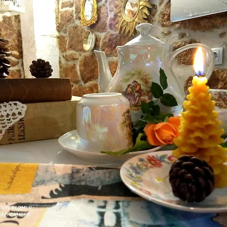 Authentic Stone House Jeanette Holiday home Gljev